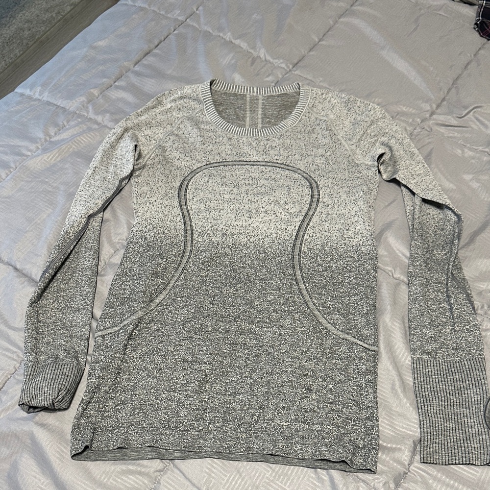 lululemon athletica Gray Long Sleeve Top